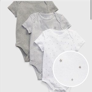 NWT Baby Gap Bodysuit (3-pack), 3-6 months
